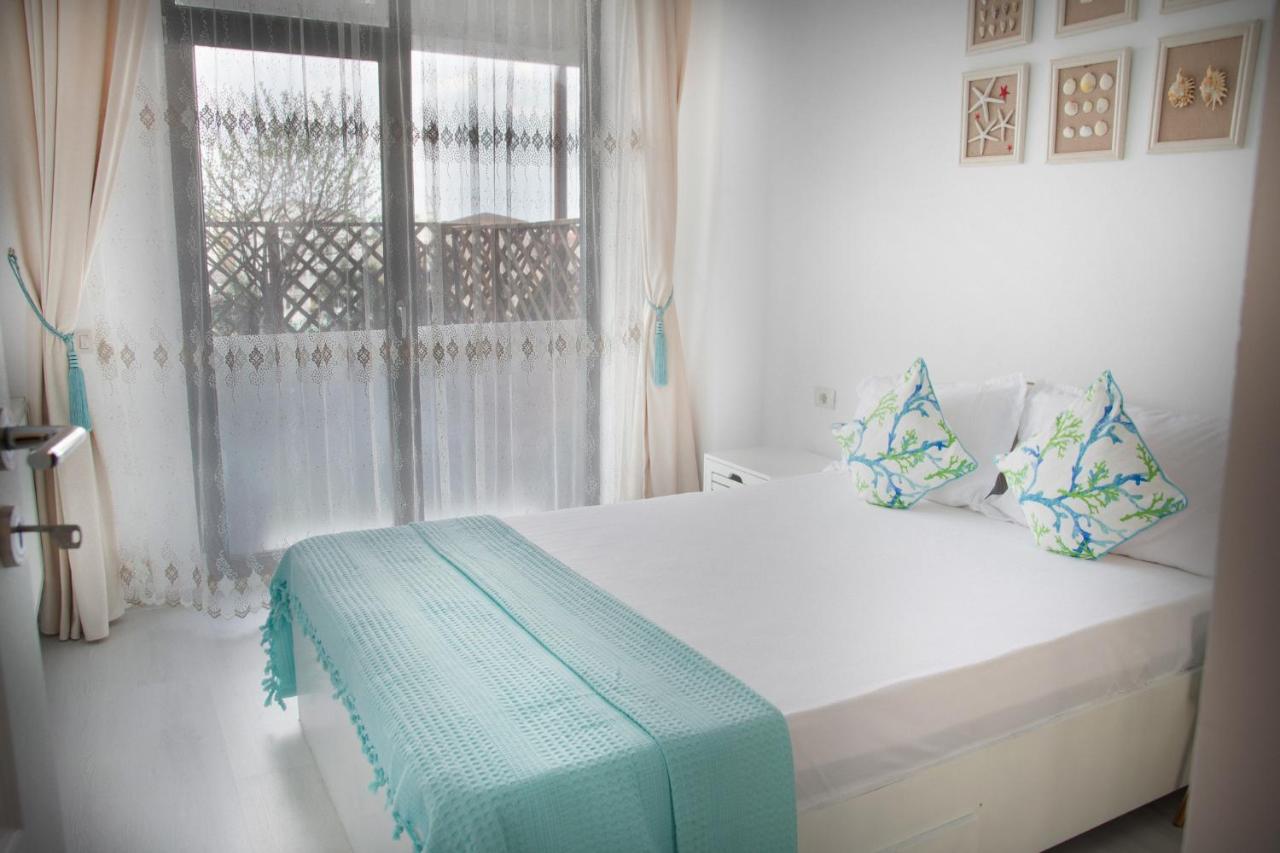 Matisse Mamaia Nord Apartment นาโวดาริ ภายนอก รูปภาพ